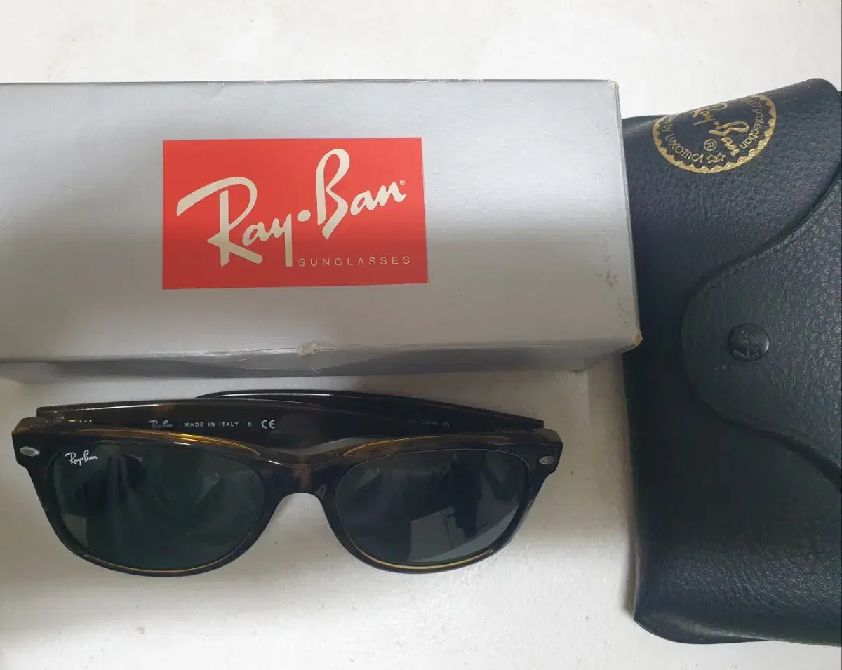 Rayban rb2132 Wayfarer tortoise